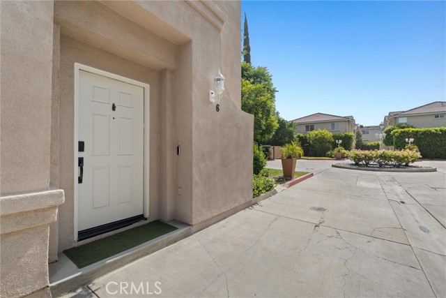5616 Etiwanda AVE Unit: 6