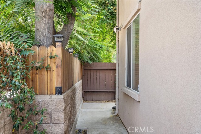 5616 Etiwanda AVE Unit: 6