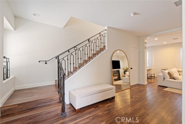5616 Etiwanda AVE Unit: 6