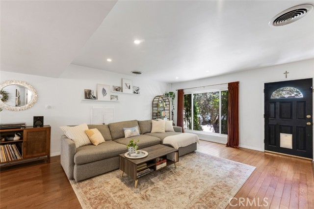 14238 Dickens ST Unit: 3