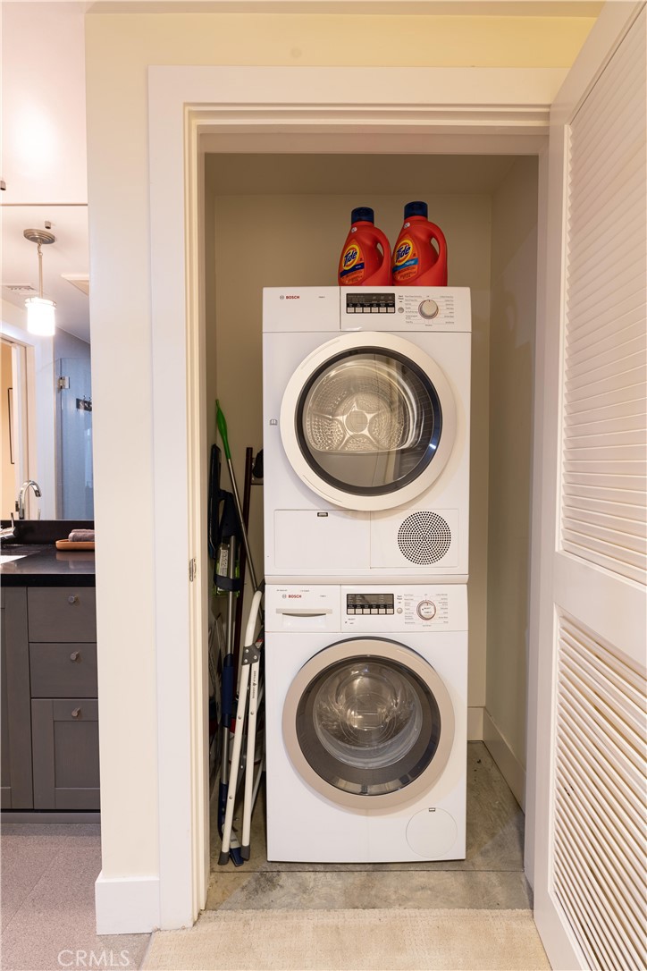 133 S Los Robles Avenue 408