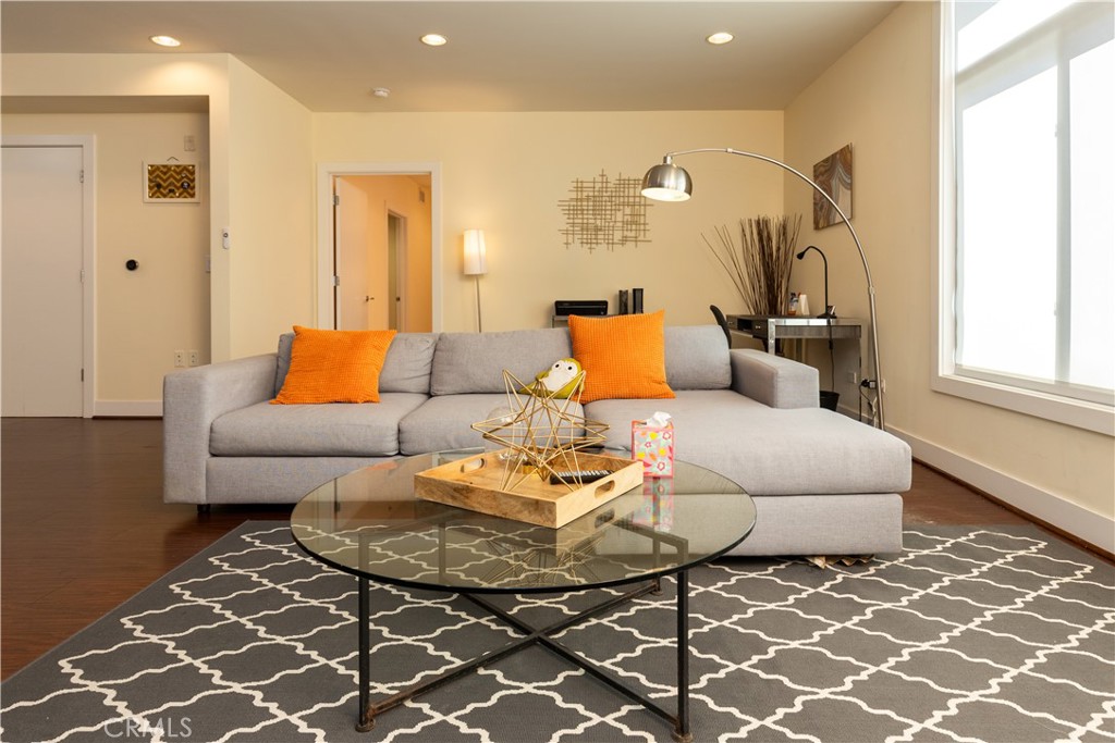 133 S Los Robles Avenue 408