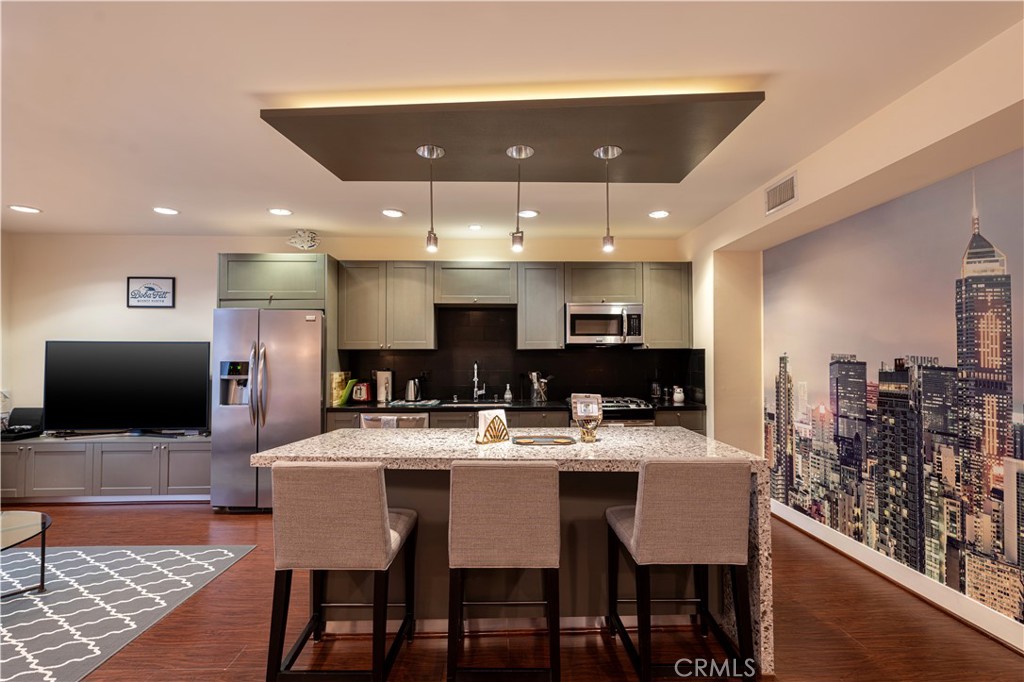 133 S Los Robles Avenue 408