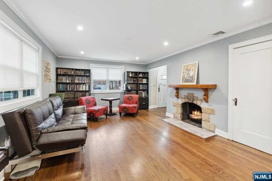 72 Harriet Avenue