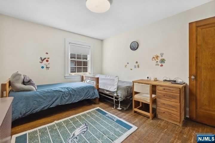 879 Red Road