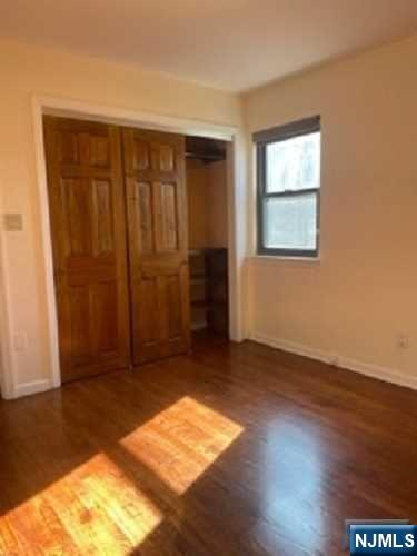 911 Road 1F