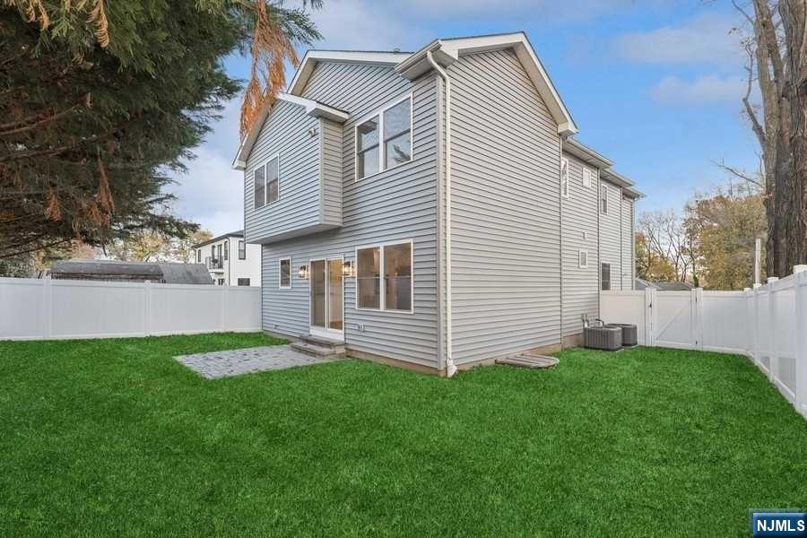 138 Fairview Avenue