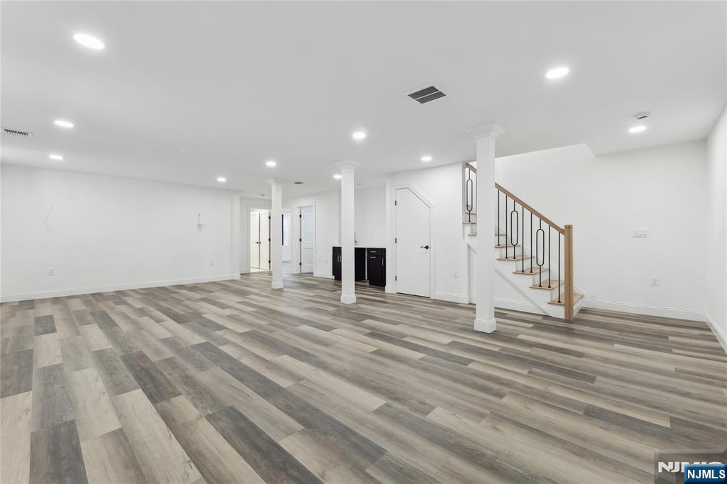 41 N Glenwood Drive