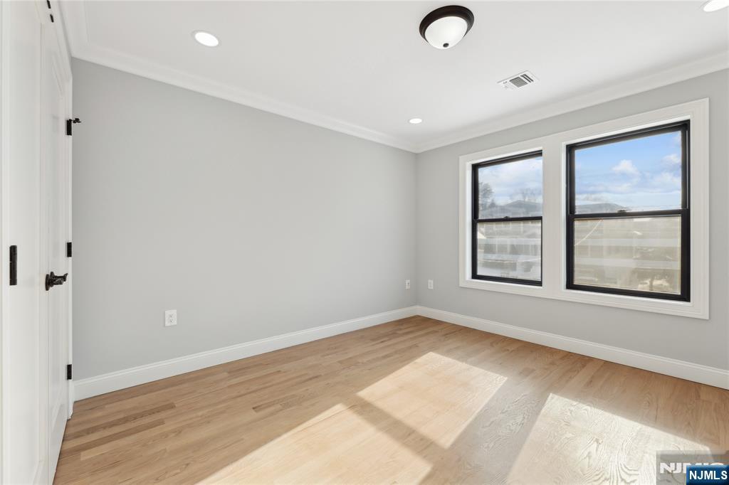 41 N Glenwood Drive