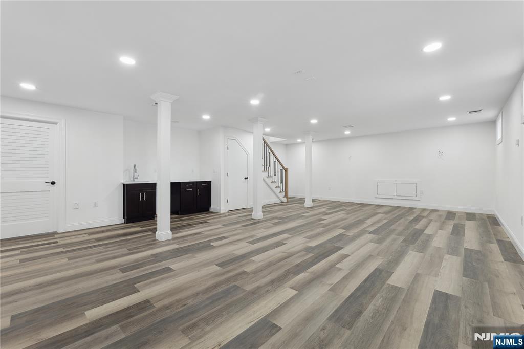 41 N Glenwood Drive