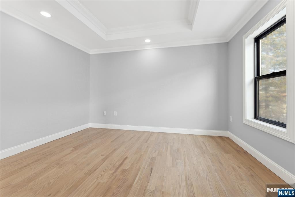41 N Glenwood Drive