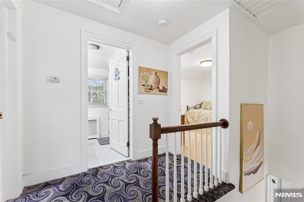 1372 River Road