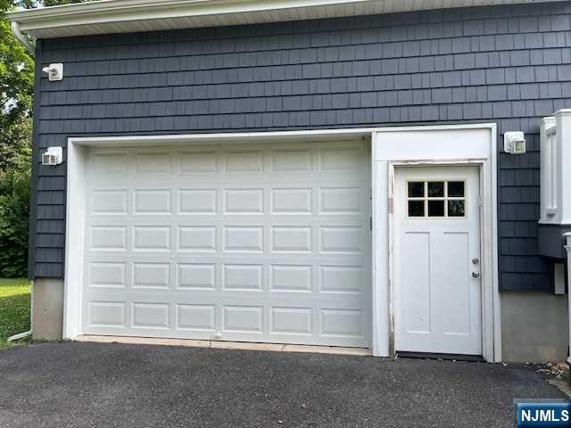 1284 Sussex Road