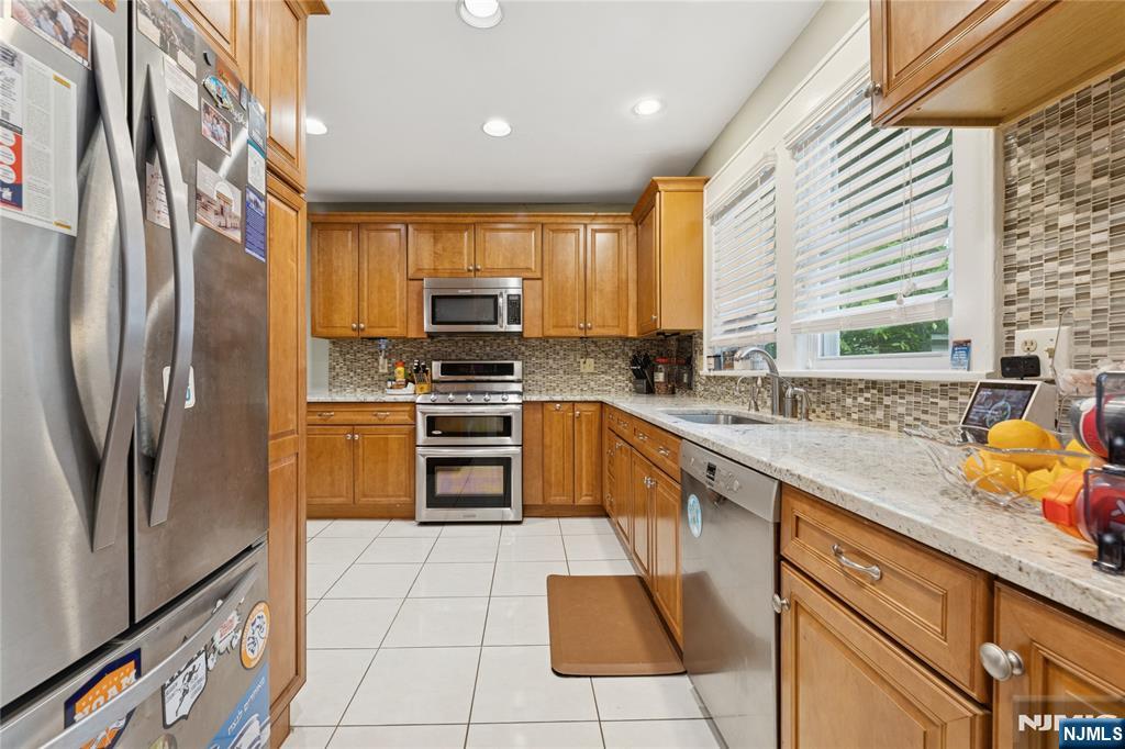 95 Johnson Avenue