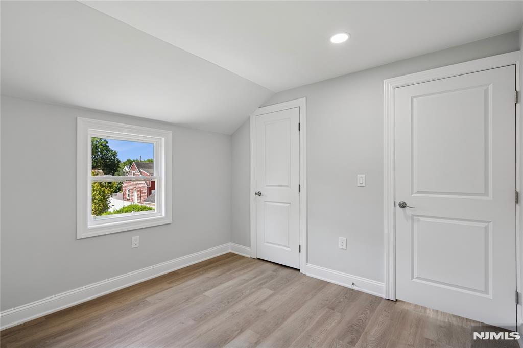 12 Armory Place