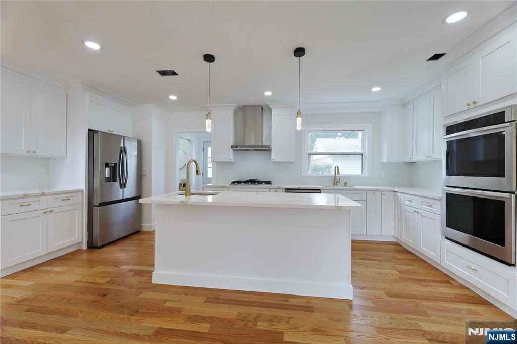 70 Greenwich Street