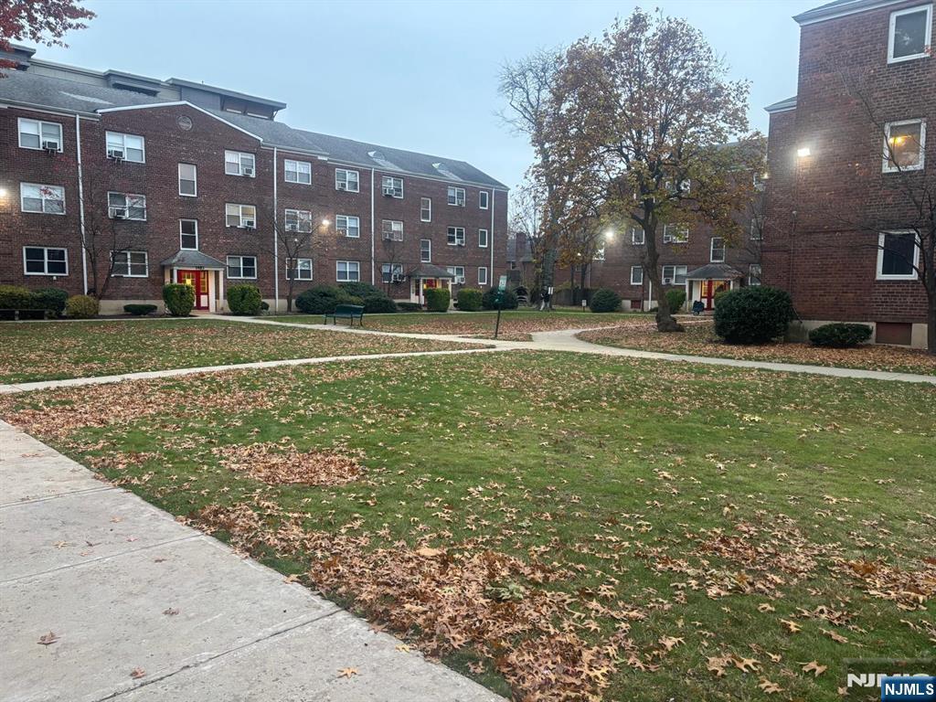 1495 E Terrace Circle 6