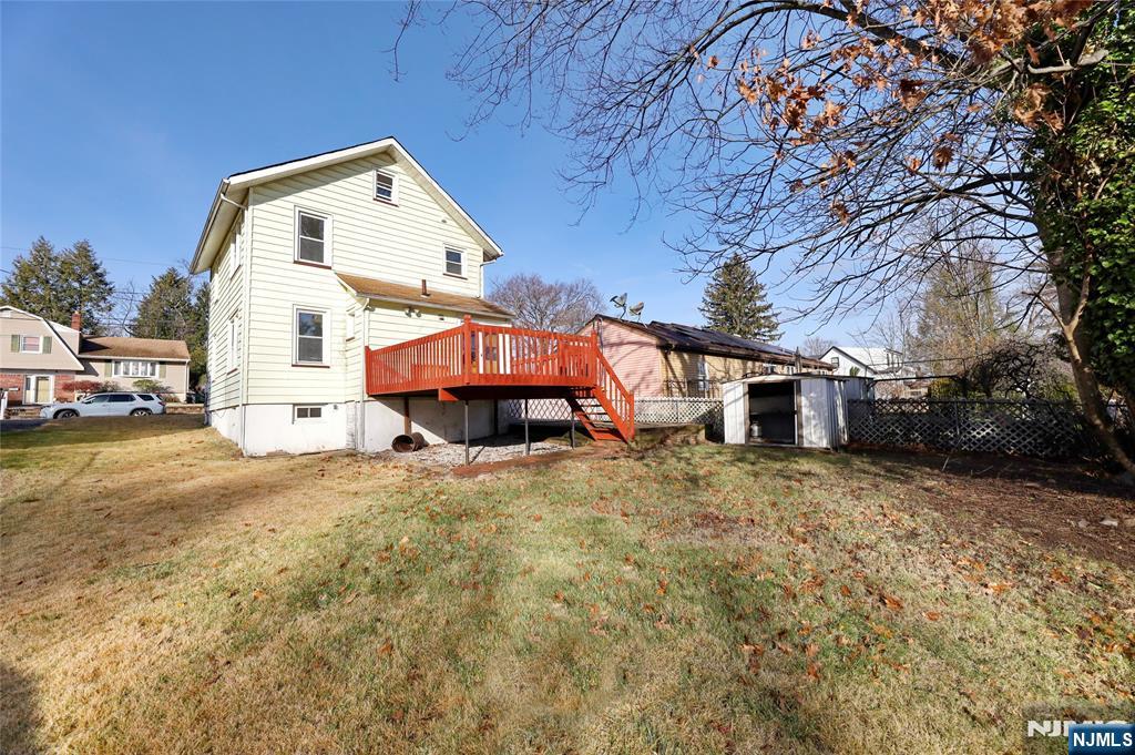 109 Luke Avenue