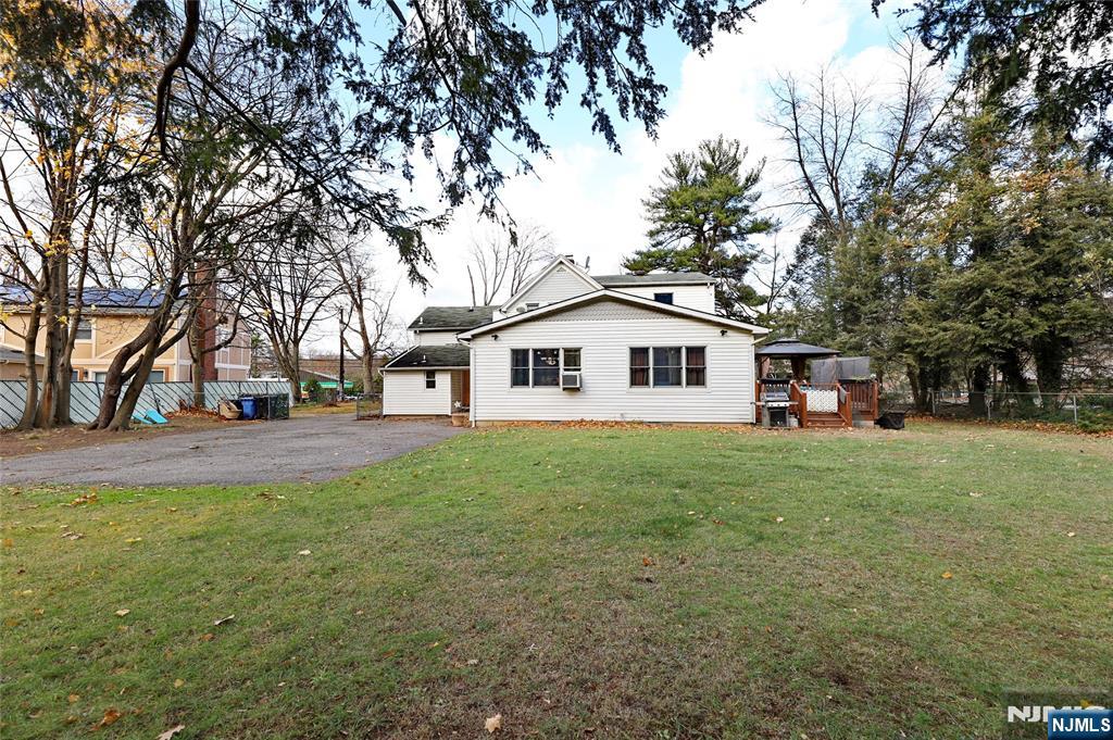 300 Spring Valley Road