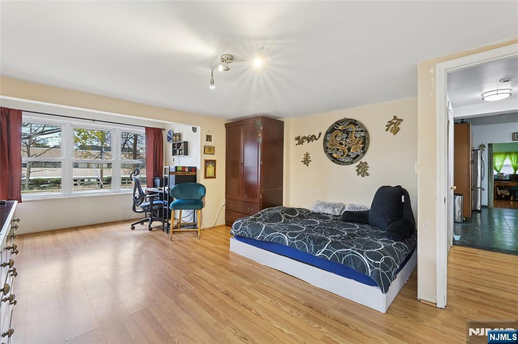 300 Spring Valley Road