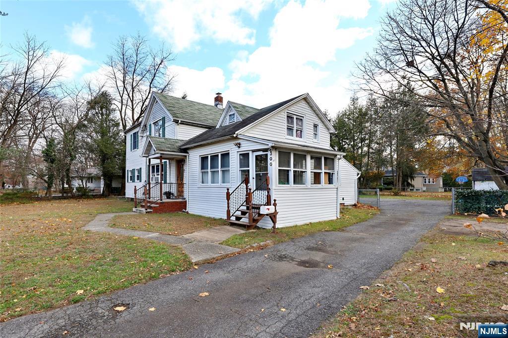 300 Spring Valley Road