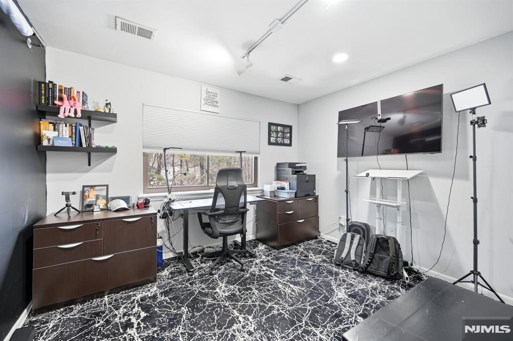 175 Winchester Court