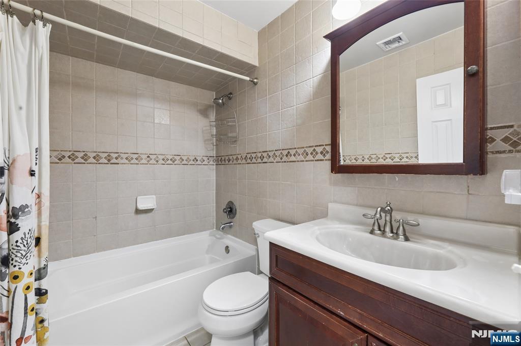 1073 Allessandrini Avenue