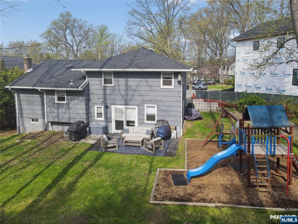 1073 Allessandrini Avenue