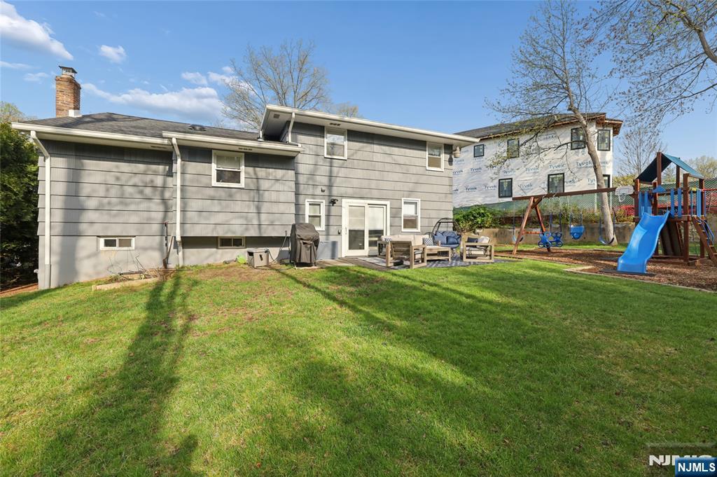 1073 Allessandrini Avenue