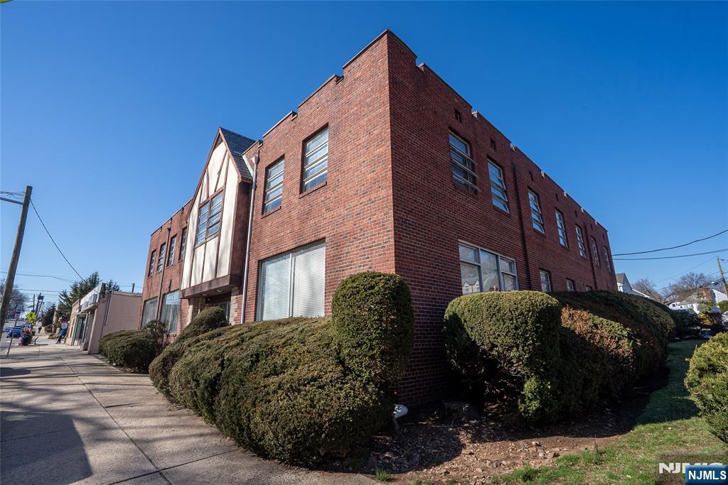 133 Cedar Lane