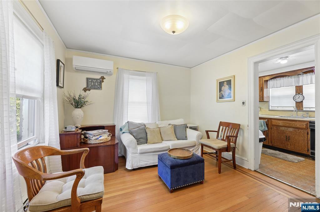 290 Winthrop Road