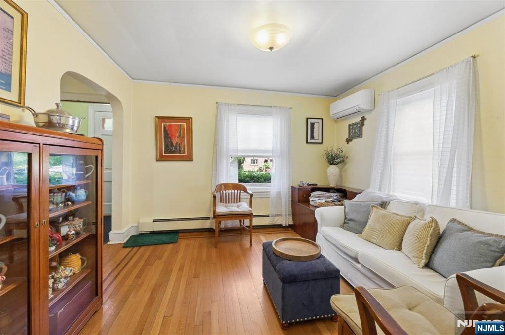290 Winthrop Road
