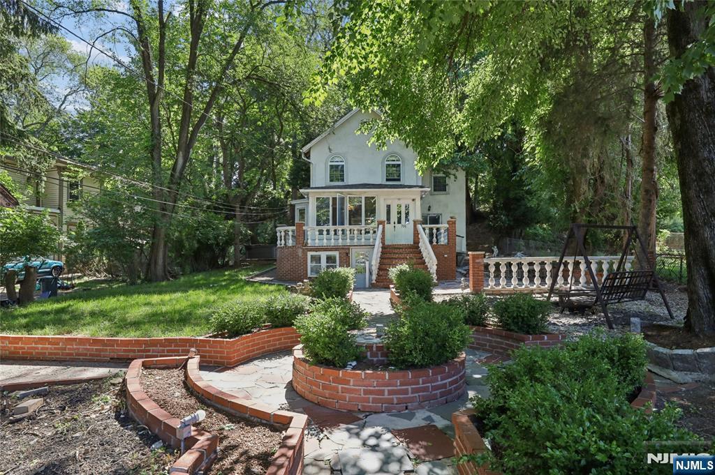 796 Old Newbridge Road