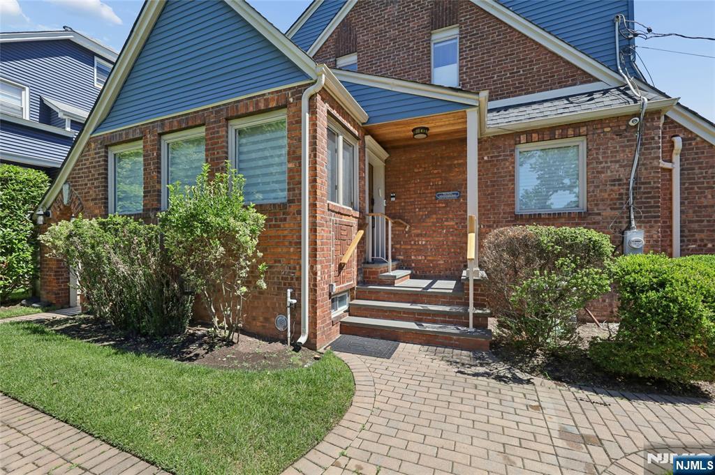 1474 Windsor Road
