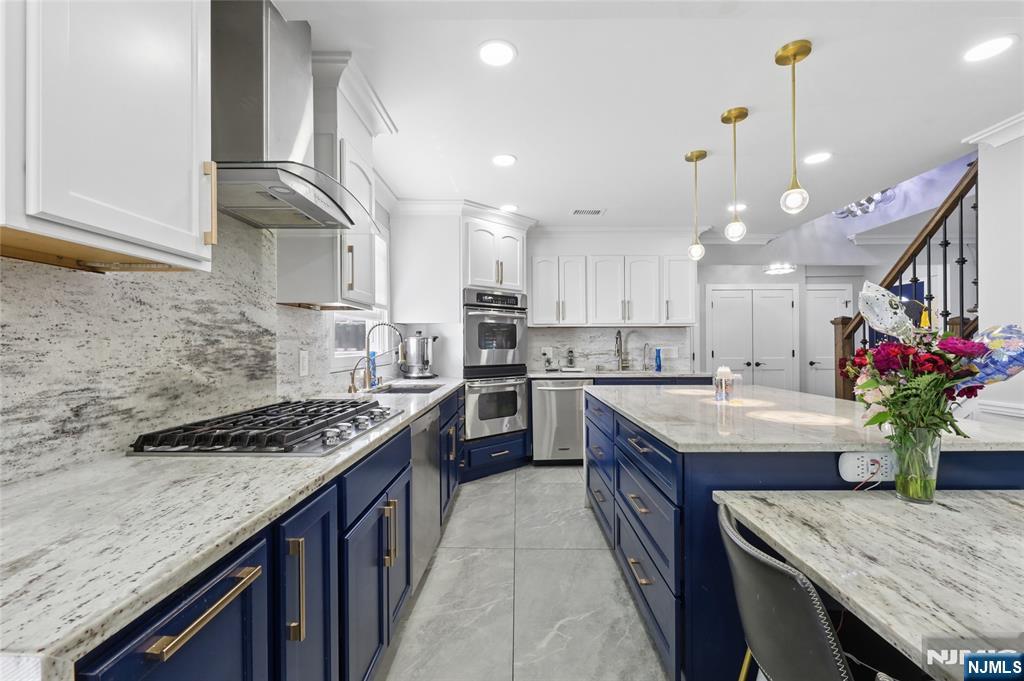 18 Sunrise Terrace
