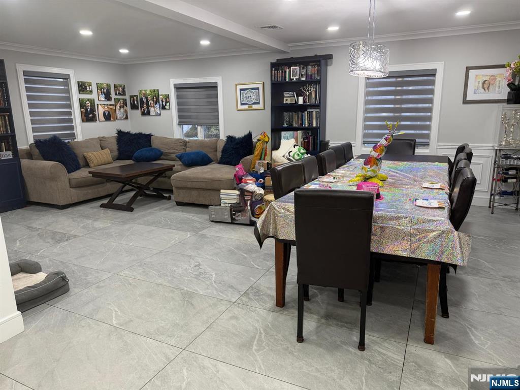 18 Sunrise Terrace