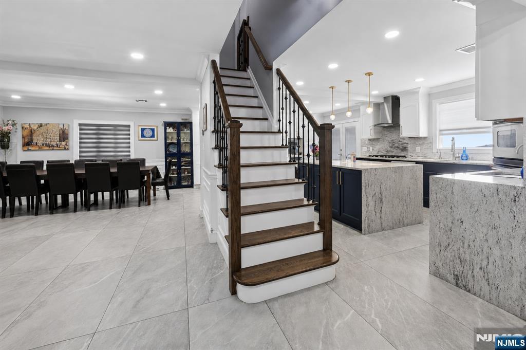 18 Sunrise Terrace