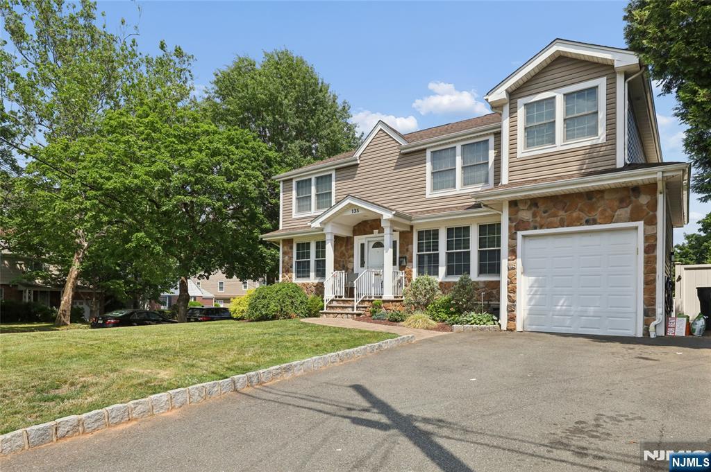135 Rector Court