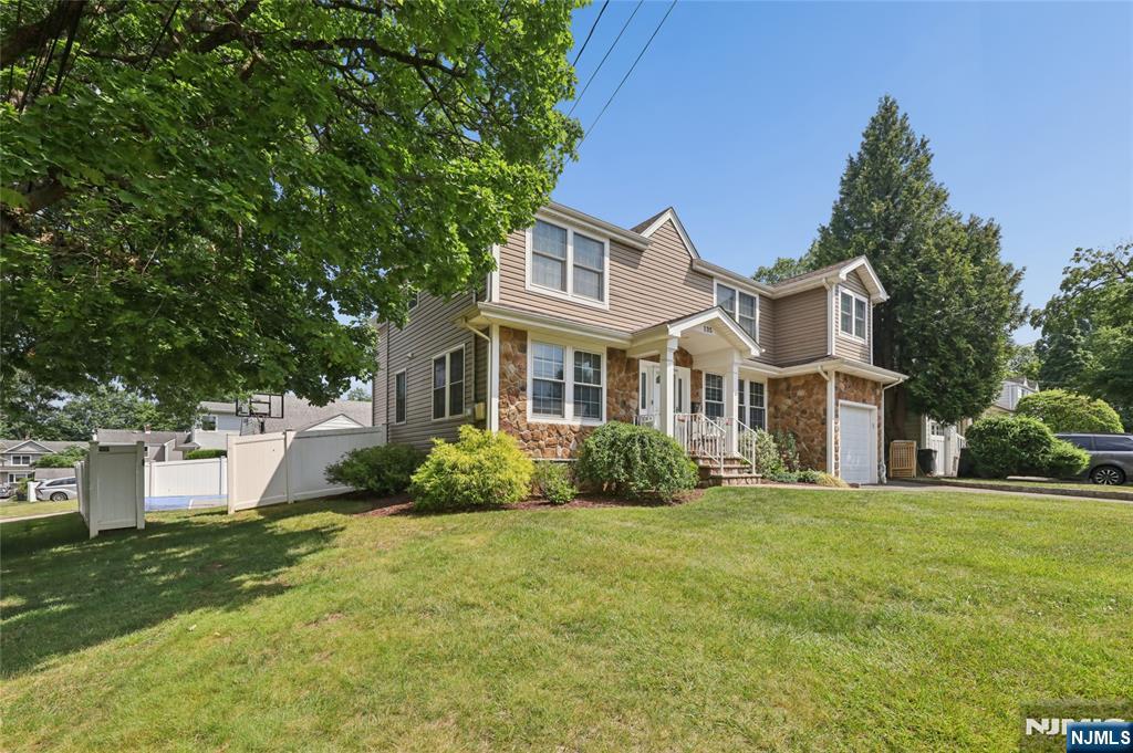 135 Rector Court