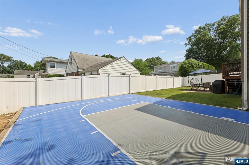 135 Rector Court