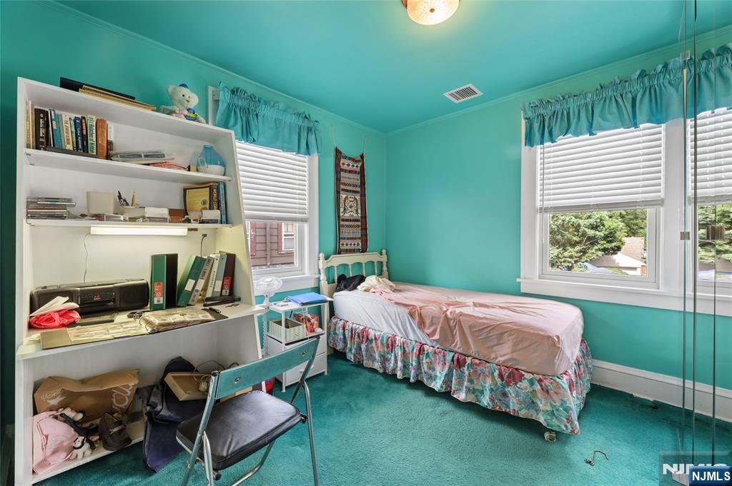 936 Red Road