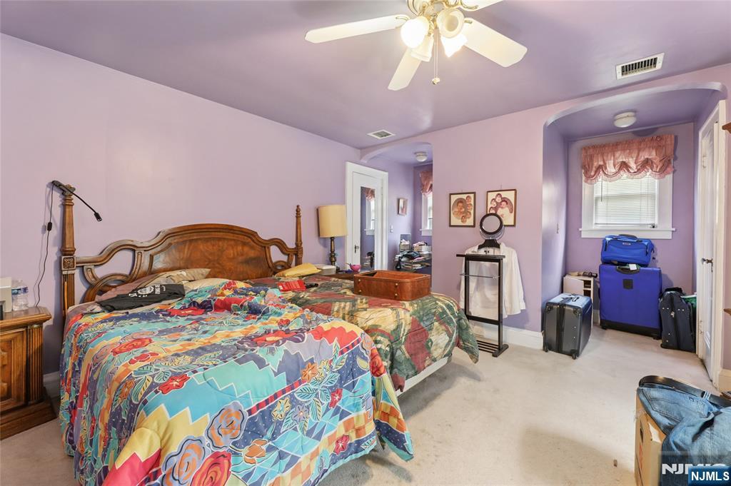 936 Red Road
