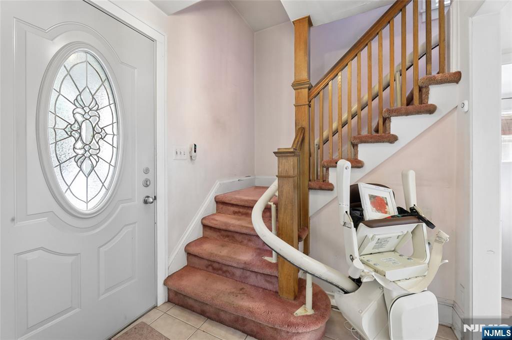 936 Red Road