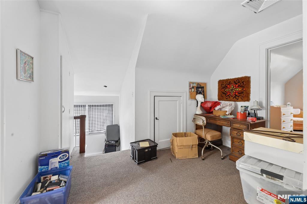 936 Red Road
