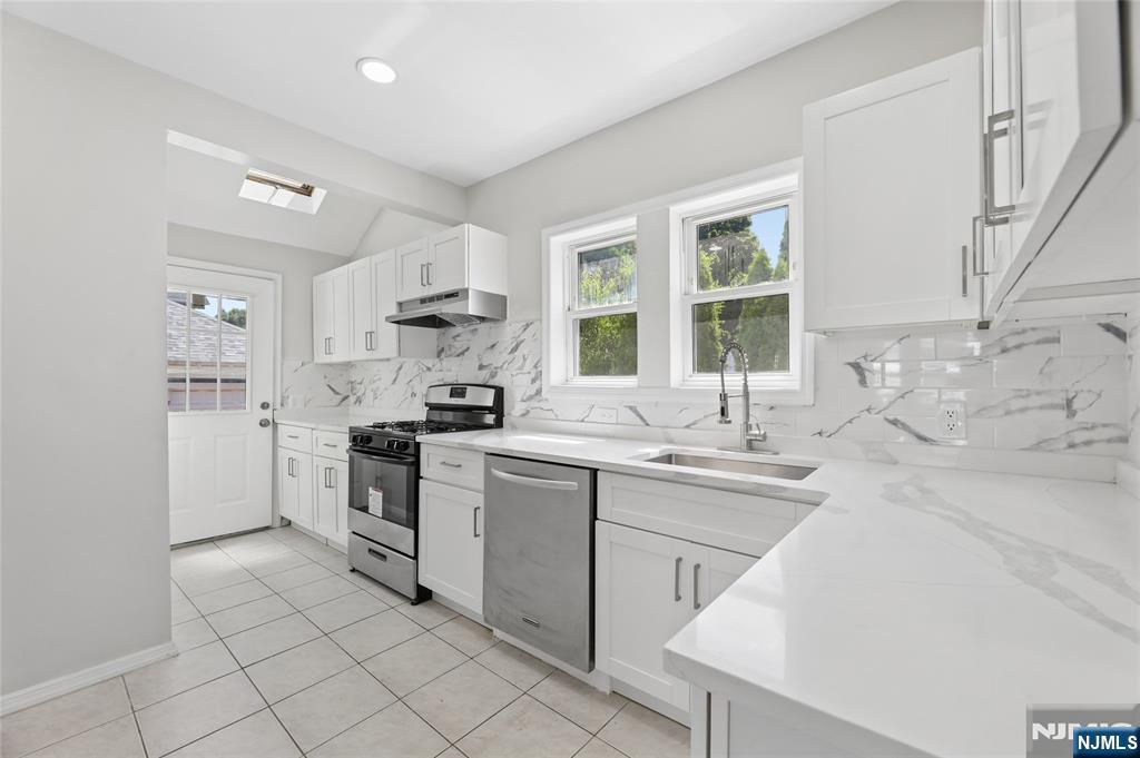 275 Farrant Terrace