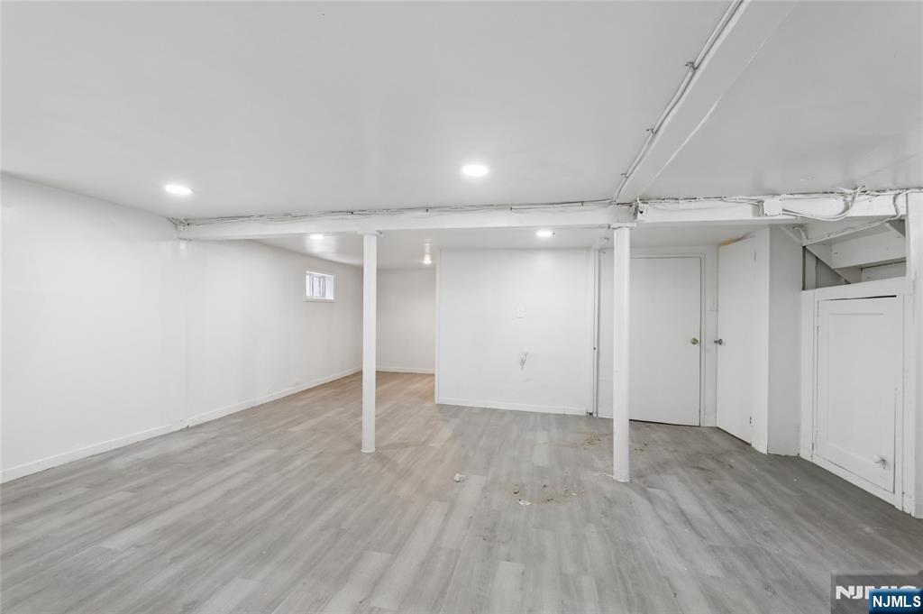 275 Farrant Terrace