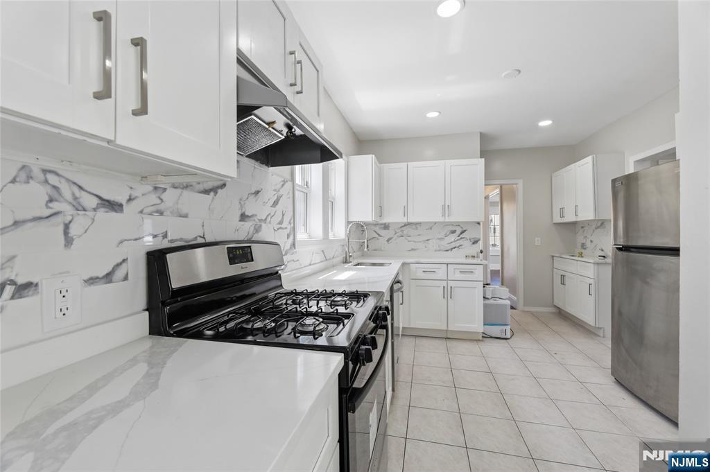 275 Farrant Terrace