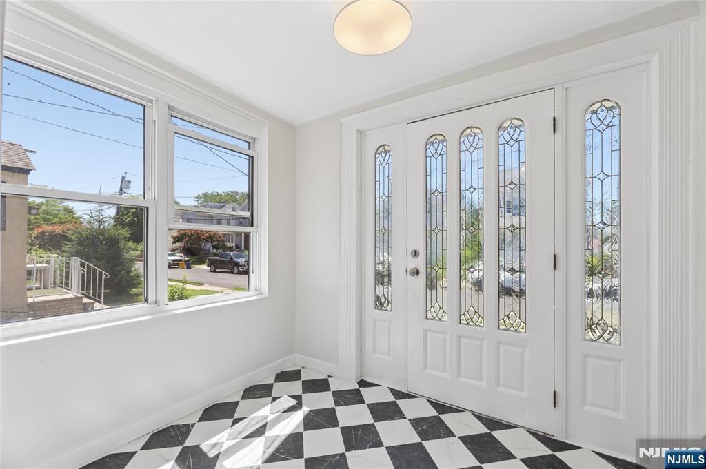275 Farrant Terrace