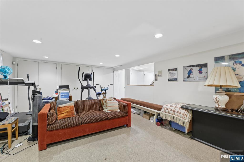585 Churchill Road