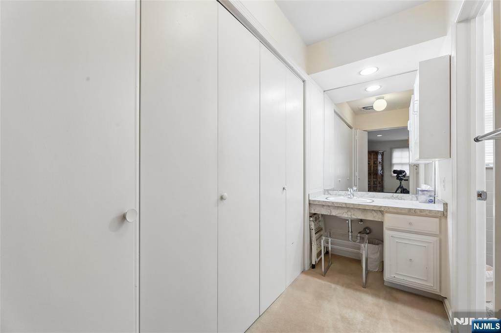 585 Churchill Road